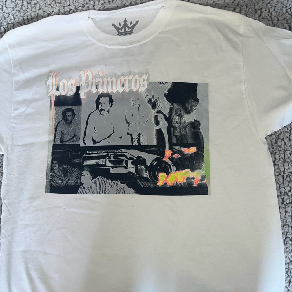 White graphic tee
